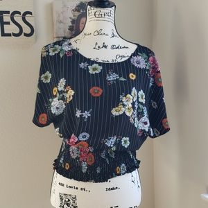 Floral blouse New Without tags